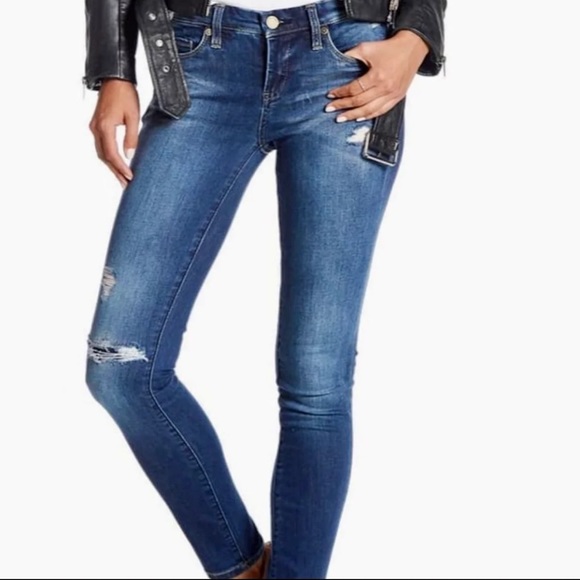 BlankNYC Jeans - Picture 2 of 9